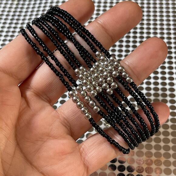 Vintage to Modern Black Silver Seed Bead Multi Strand Bracelet B#18 - Picture 1 of 8